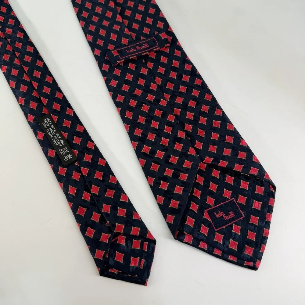 Italo Ferretti Handmade Silk Tie Satin 3D Holographic Diamond Red Black Sheen